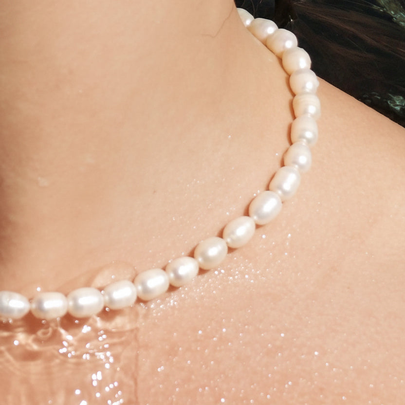The Pearl Necklace