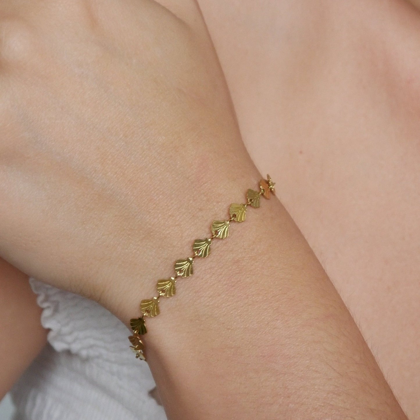 The Seashell Chain Bracelet