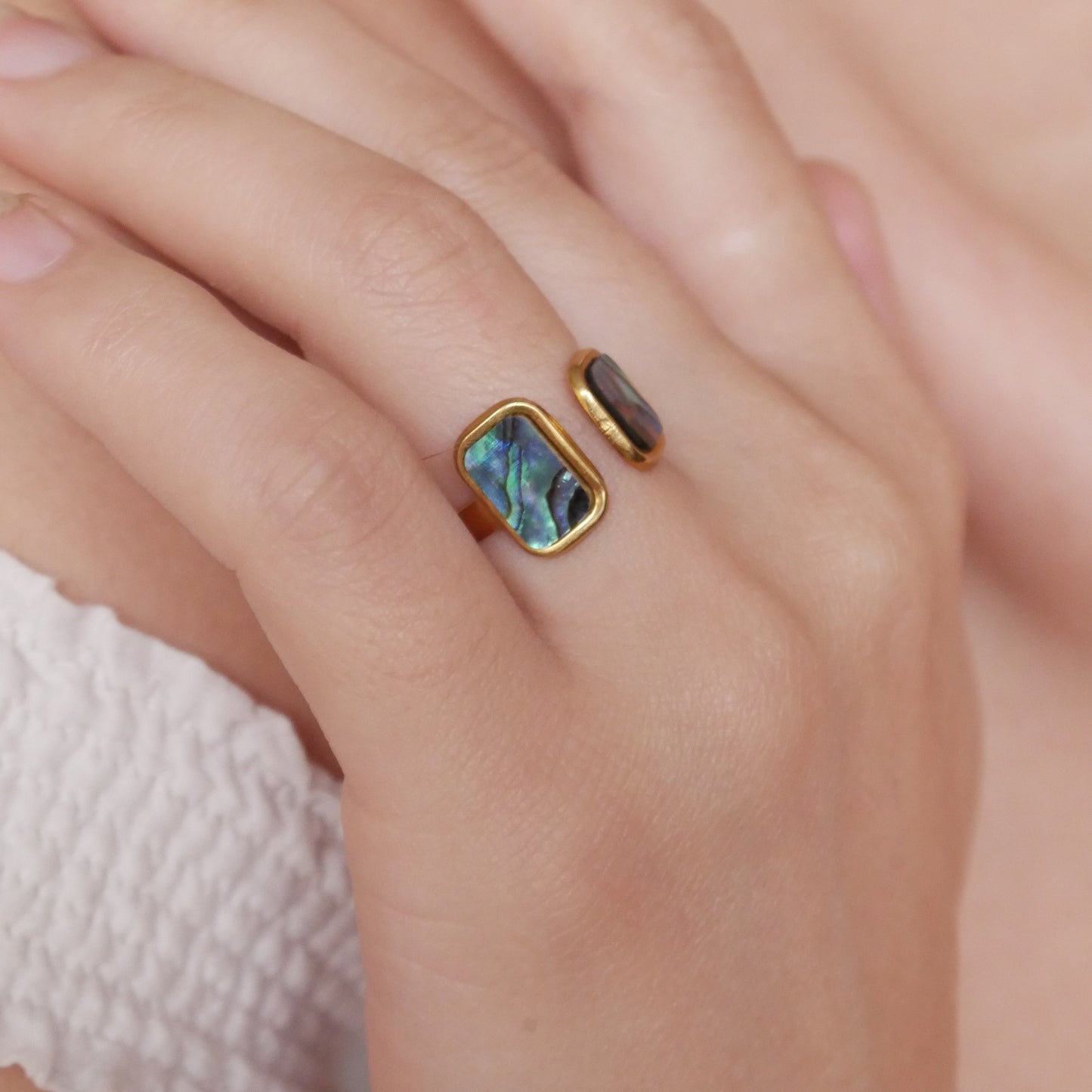 The Avalon Shell Ring