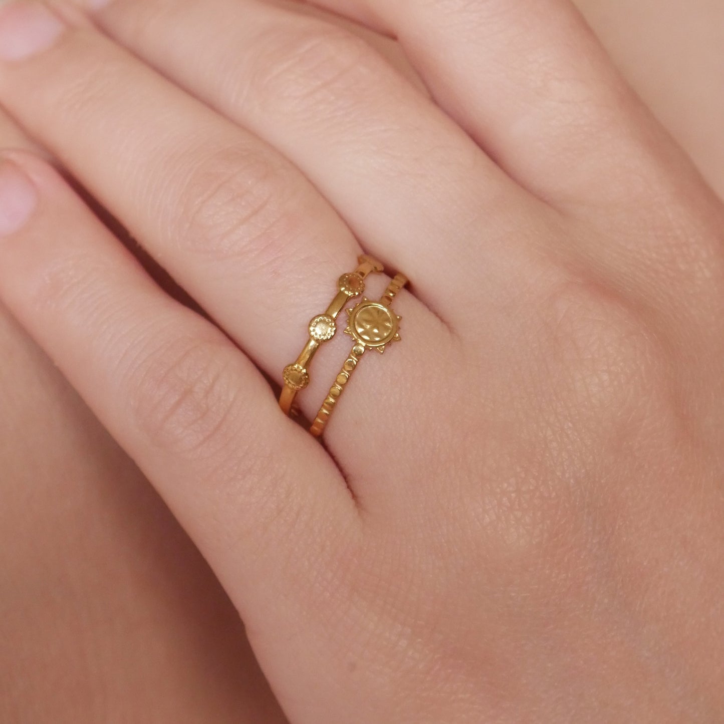 The Sunflower Field Ring