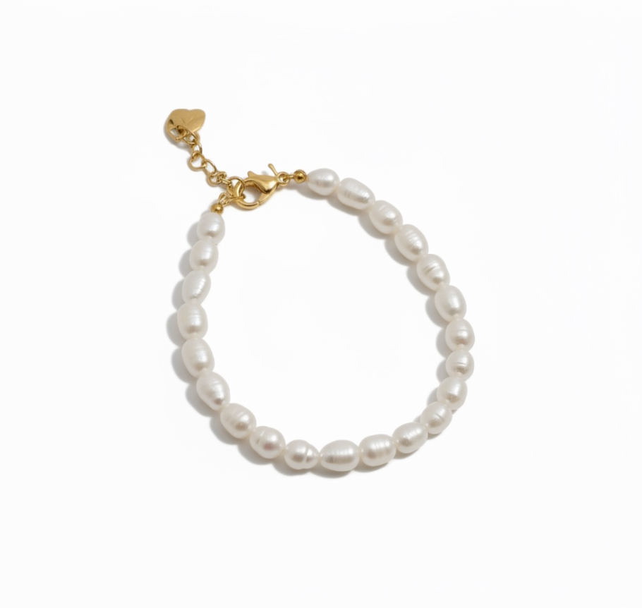 The Pearl Bracelet