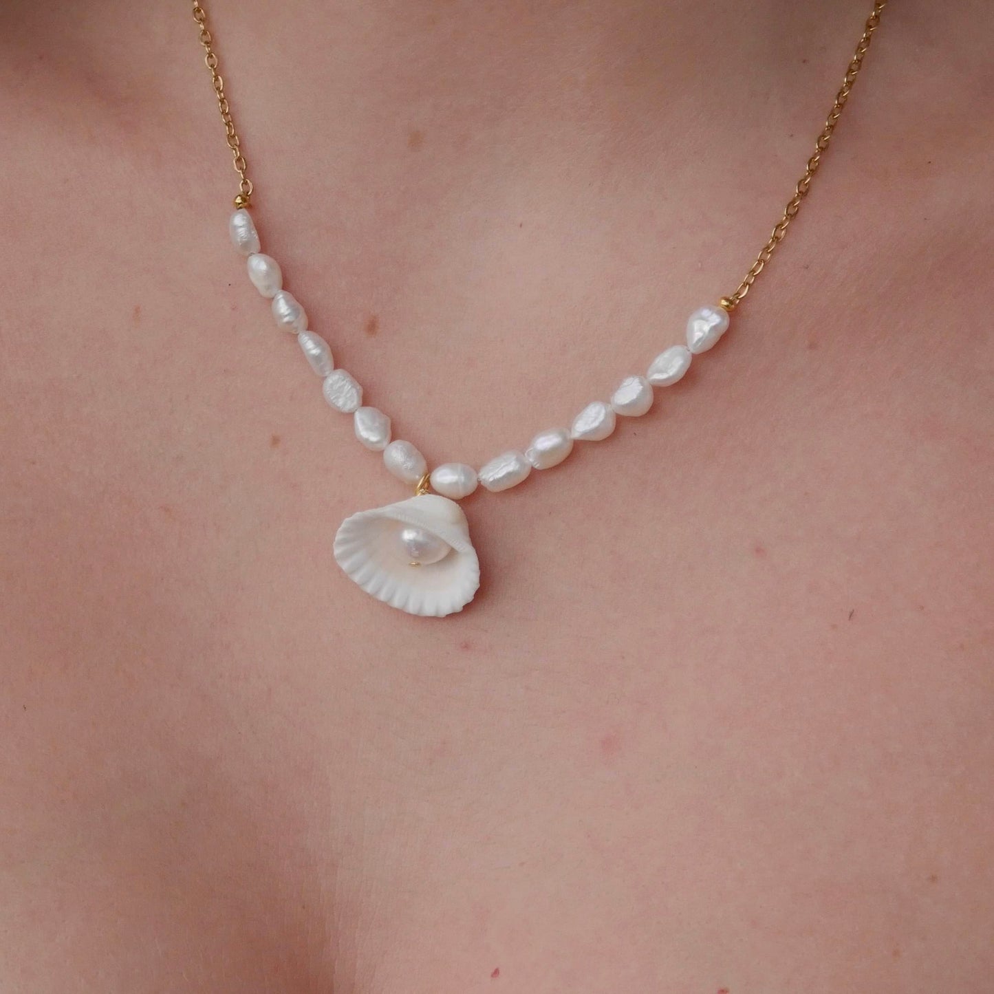 The Venus Necklace