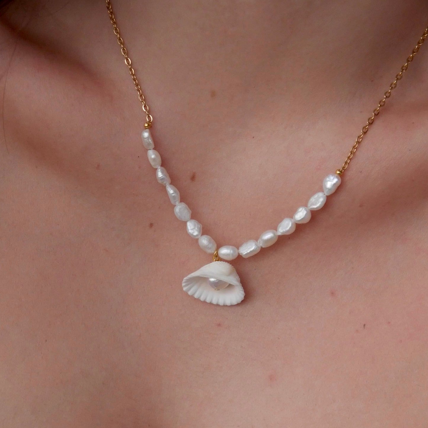 The Venus Necklace