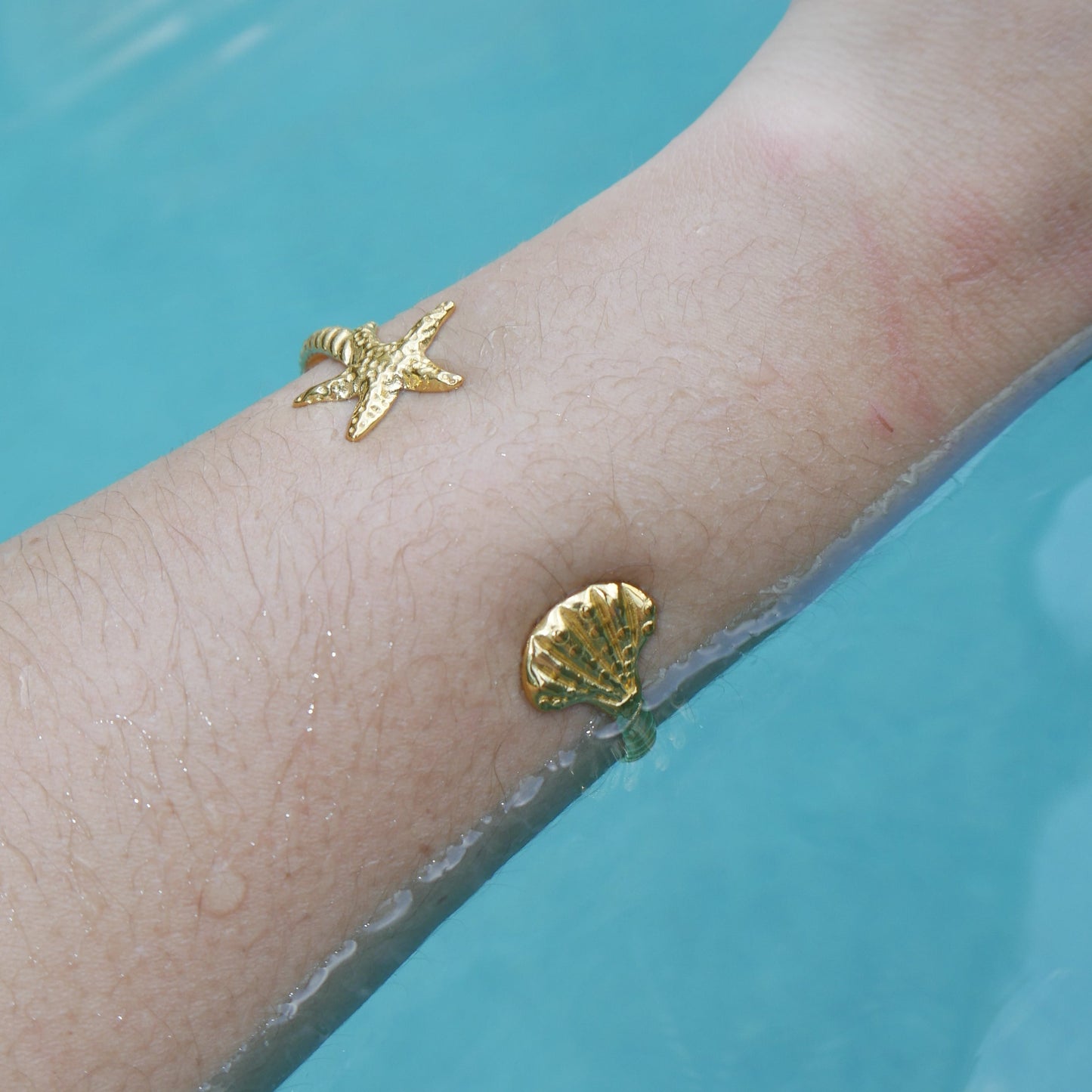 The Beach Finds Bangle