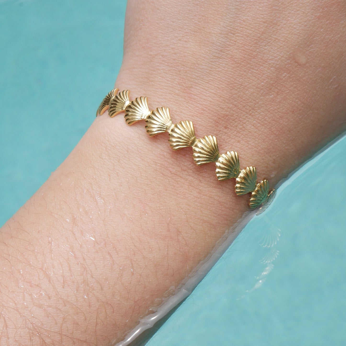 The Shell Collection Bangle